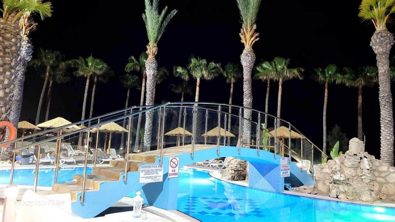 Apartmanhotel Simos Magic Apts Ajía Nápa