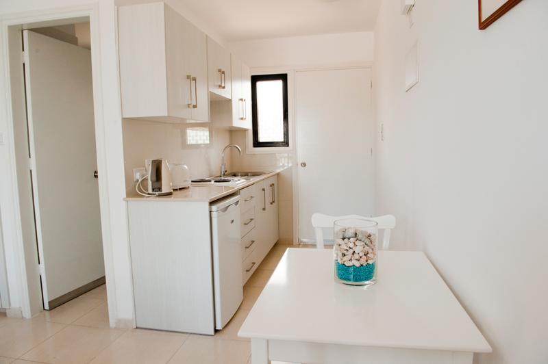 Simos Magic Apts * Ajía Nápa